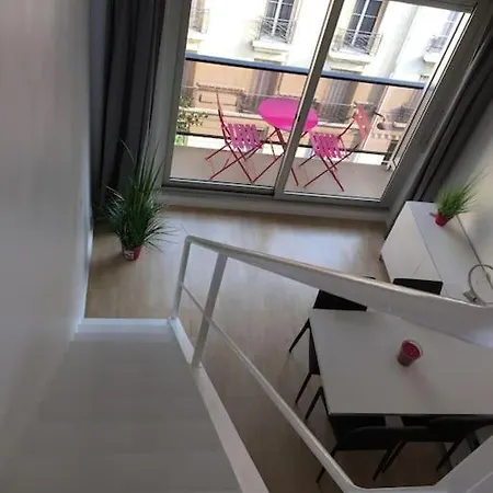 Duplex Pres Des Champs-elysees * Париж