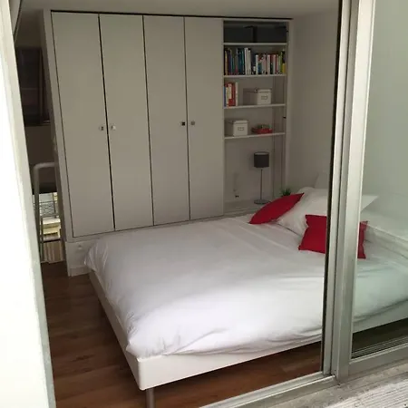 Duplex Pres Des Champs-elysees Апартаменты Париж