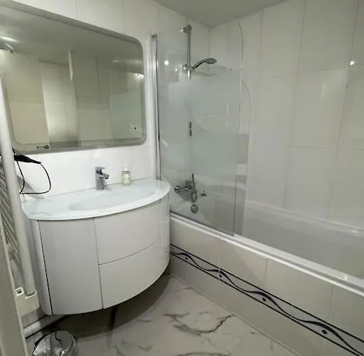 Appartement Duplex Près Des Champs-élysées Paris